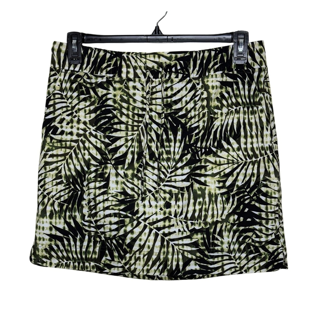 Women’s Green Leaf Print Skort